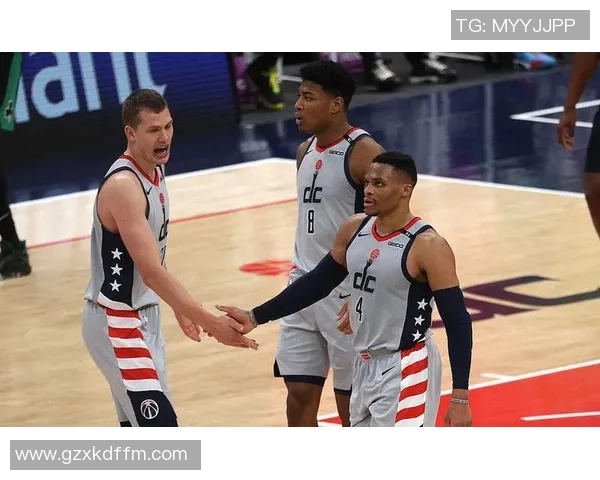 CCTV火箭与勇士精彩对决录像回放全程回顾与分析 CCTV火箭与勇士精彩对决录像回放全程回顾与分析