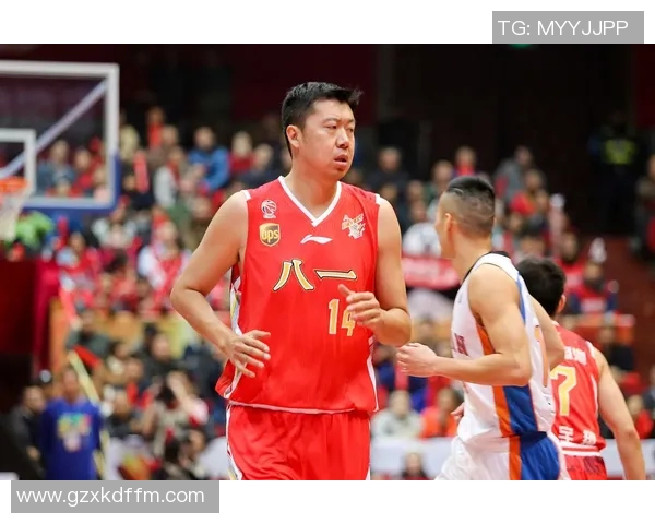 CBA精彩对决八一队与青岛队比赛录像回顾与精彩瞬间分析