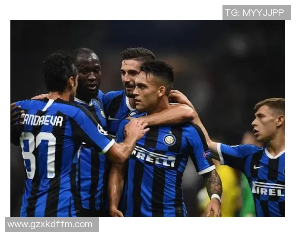 国际米兰主场迎战费拉拉全力争胜展现球队实力与斗志 国际米兰主场迎战费拉拉全力争胜展现球队实力与斗志