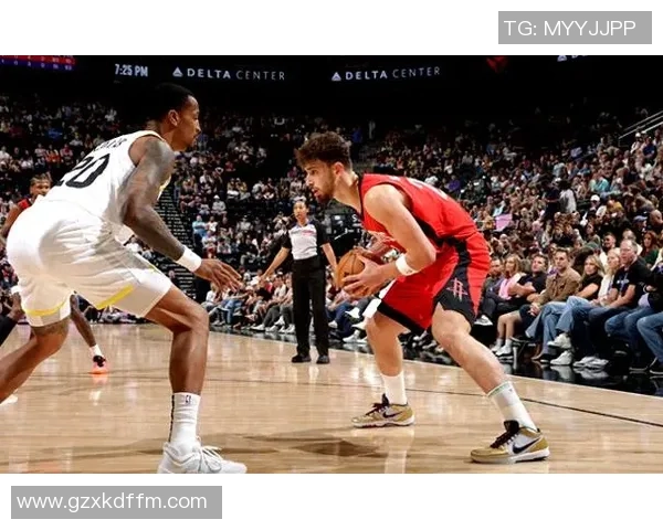 夏季联赛火箭队对阵爵士队精彩回放分析与赛后点评 夏季联赛火箭队对阵爵士队精彩回放分析与赛后点评