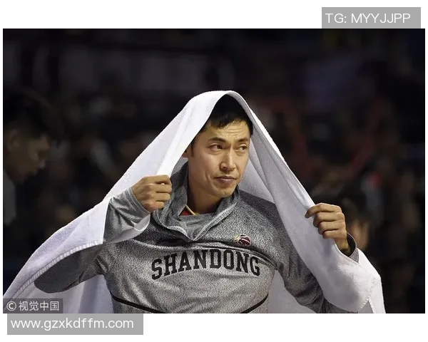 张庆鹏:从篮球场上的传奇到生活中的励志榜样之路 张庆鹏:从篮球场上的传奇到生活中的励志榜样之路