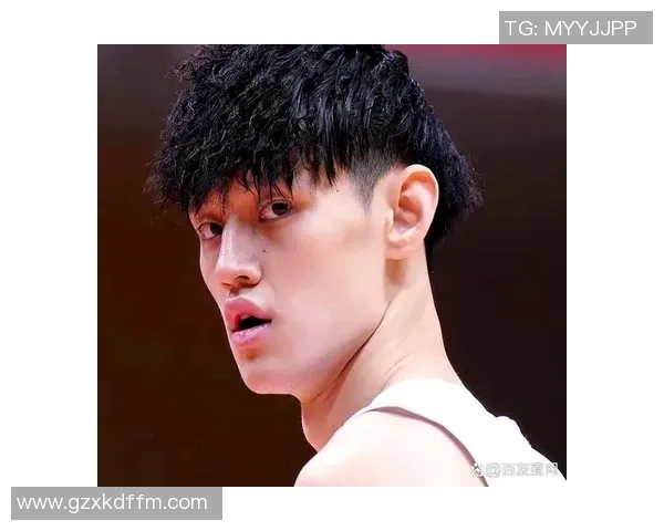 曾凡博的篮球之路：从青涩少年到职业赛场的奋斗历程与未来展望